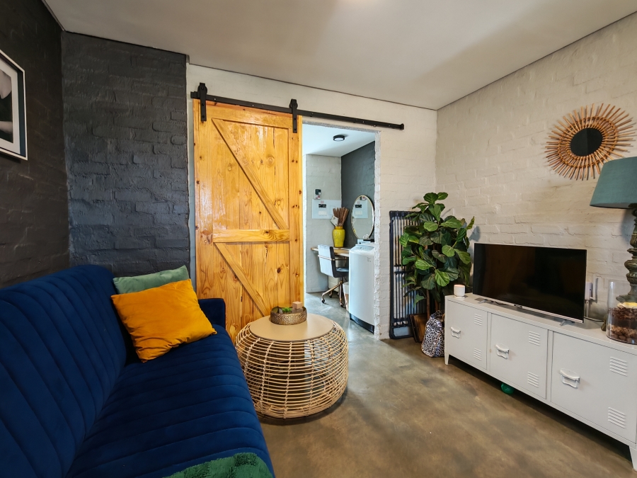 1 Bedroom Property for Sale in Kannoniers Park North West